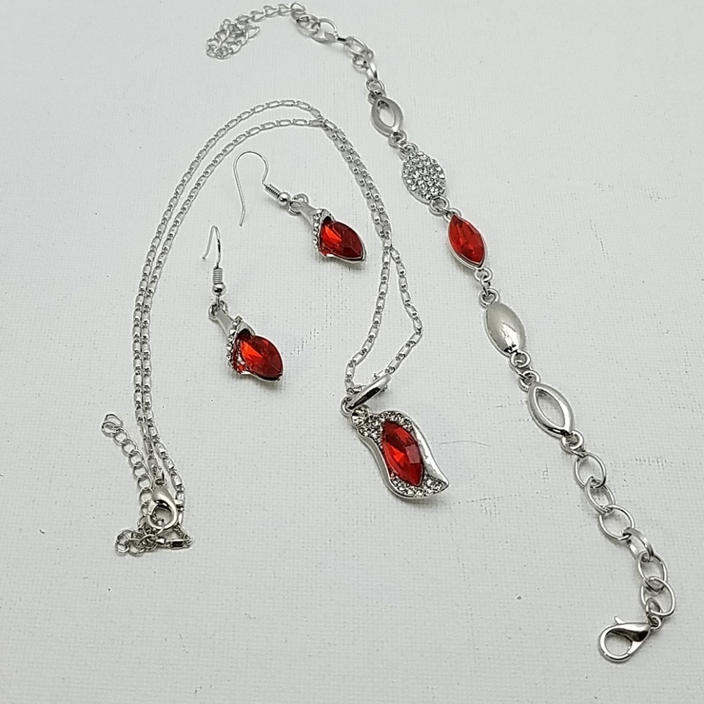 Silver Tone Rhinestone Necklace Earrings Bracelet